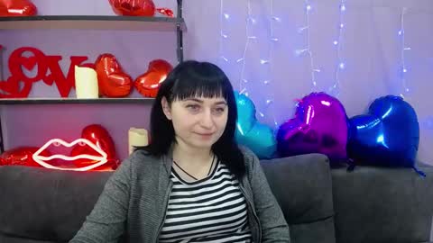 ninaflawlees online show from March 2, 4:39 am