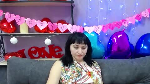 ninaflawlees online show from February 16, 5:48 am