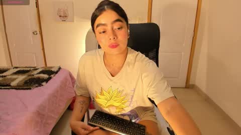 Nina  online show from March 11, 10:35 pm