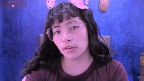 Snapshot of ninayellow chatting on October 21, 4:32 pm Nina online show from October 21, 4:32 pm