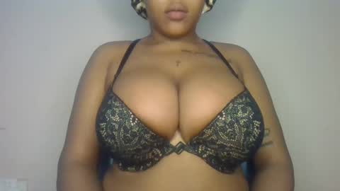 sexy niney online show from April 4, 1:51 pm