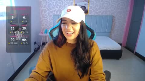 Snapshot of ninfa_ch chatting on January 9, 5:43 pm Ninfa  online show from January 9, 5:43 pm