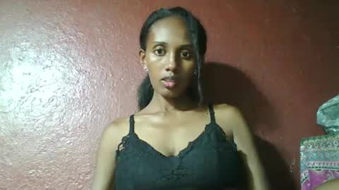 ninie246746 online show from February 18, 6:15 pm