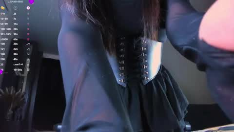 Snapshot of ninjahun chatting on February 27, 12:25 am Yumi  ig yumibaee online show from February 27, 12:25 am