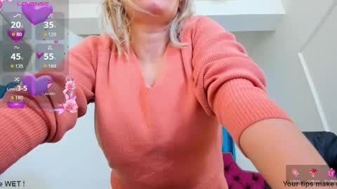 nina dee online show from April 2, 3:36 am