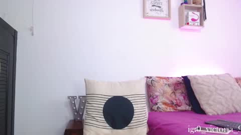 Ninna Rousse online show from October 3, 7:00 pm