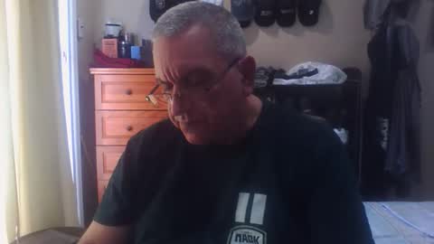 Dennis online show from November 27, 3:52 pm