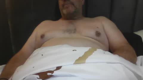 nipplepain007 online show from April 14, 10:40 am