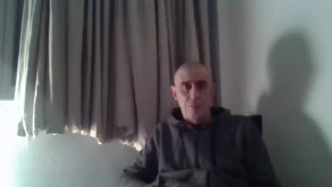 nirevess online show from December 16, 9:52 pm