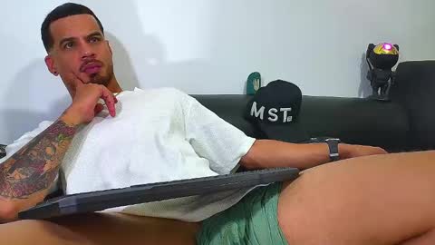 Snapshot of nixon347932 chatting on February 19, 7:06 am Nicolas Muscle online show from February 19, 7:06 am
