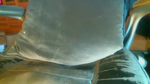 njhorny1717 online show from April 17, 1:02 pm