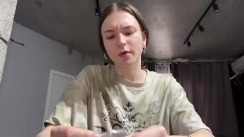 Tears Lora online show from September 19, 9:02 am