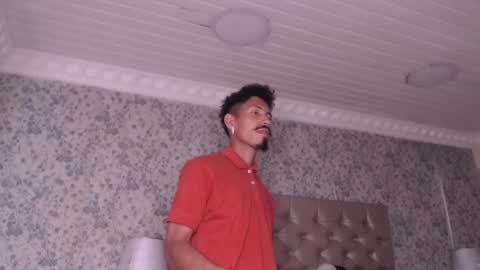 Noah online show from March 2, 7:20 pm