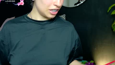 Noah  online show from April 17, 3:31 am