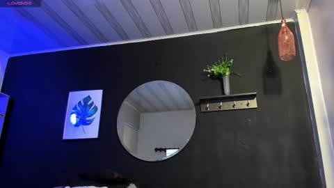 Noah  online show from November 12, 3:31 am