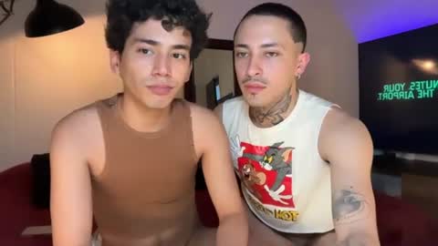 noah_and_steven online show from July 20, 3:58 pm