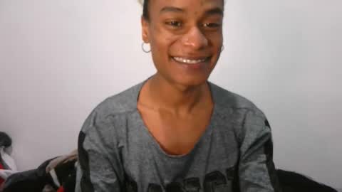 Snapshot of noah_miller7 chatting on October 6, 1:01 am Noah Millers online show from October 6, 1:01 am