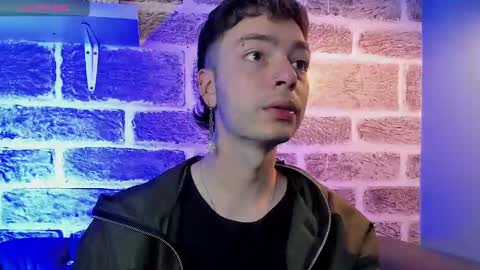    online show from September 19, 12:31 pm