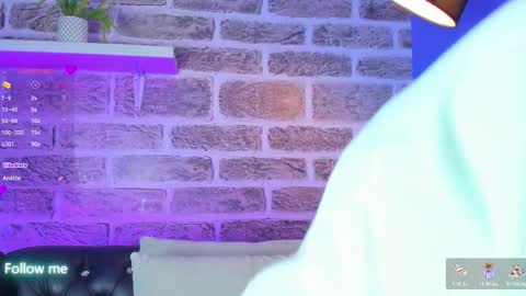    online show from March 28, 12:17 pm