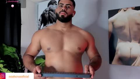 Noah online show from November 15, 10:55 pm