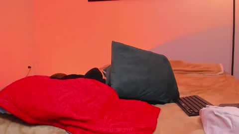 noahh_sky online show from March 21, 8:19 am