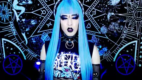 caroline online show from February 26, 8:39 am