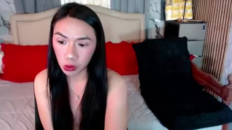 Samantha Summer online show from May 28, 6:39 pm
