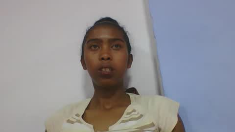 noelina online show from February 24, 8:28 am