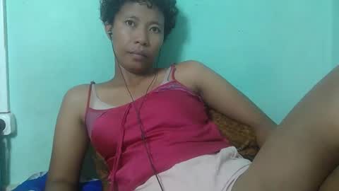 noellah online show from December 13, 7:53 pm