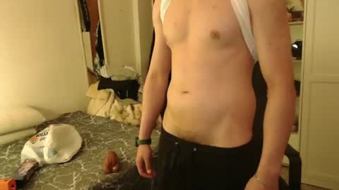 NoFaceMale online show from July 28, 9:25 pm