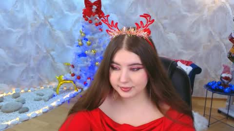 noirwhisper online show from December 21, 8:15 pm