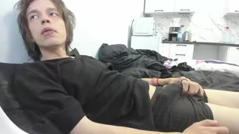 nolan_sagee online show from July 9, 3:38 pm