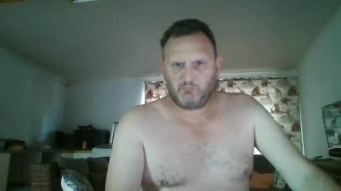 Snapshot of nollie244 chatting on December 28, 3:26 pm Nollie online show from December 28, 3:26 pm