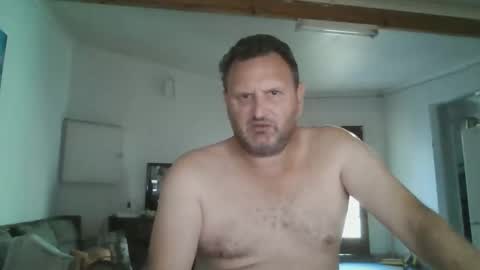 Snapshot of nollie244 chatting on January 16, 3:34 pm Nollie online show from January 16, 3:34 pm