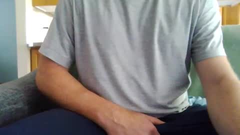 Snapshot of noodlekids chatting on September 14, 2:29 pm Noodles online show from September 14, 2:29 pm