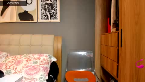 Soy Ash online show from May 22, 2:13 pm