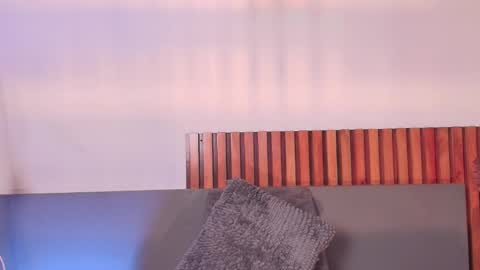 Nora Da Silva online show from December 2, 1:31 pm