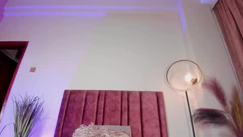 Nora Da Silva online show from January 31, 11:24 pm