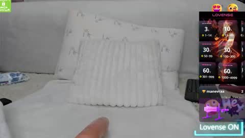 Nora online show from September 29, 4:06 pm