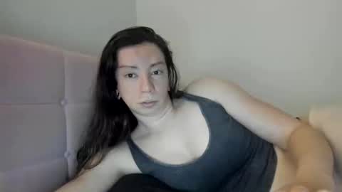 Emily snow online show from October 19, 11:42 pm