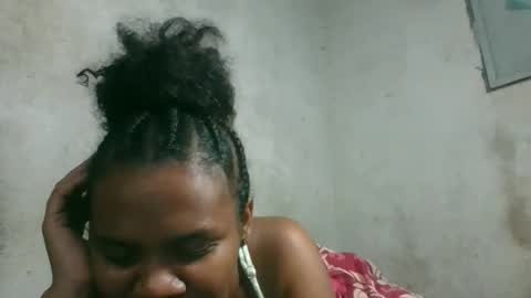 nosminah01 online show from March 29, 8:43 pm