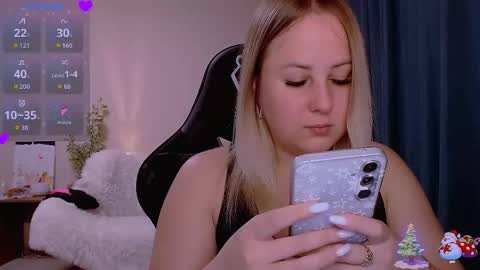 hi glad to chat online show from December 21, 10:27 pm