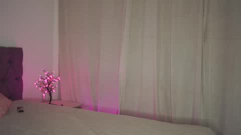 Tina online show from February 25, 11:26 pm