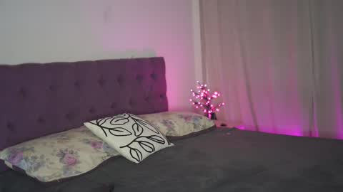 Tina online show from March 3, 6:56 pm