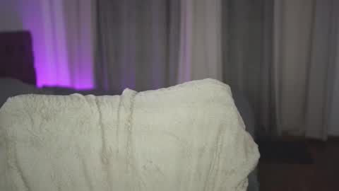 Tina online show from September 10, 7:59 pm