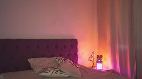 Tina online show from February 9, 3:34 pm