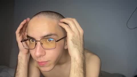 Snapshot of notatheeena chatting on October 6, 3:41 pm notatheeena online show from October 6, 3:41 pm