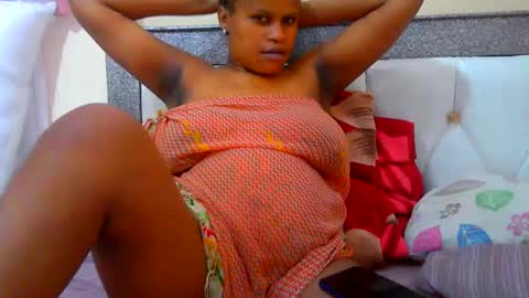 notoy1 online show from May 23, 6:15 pm
