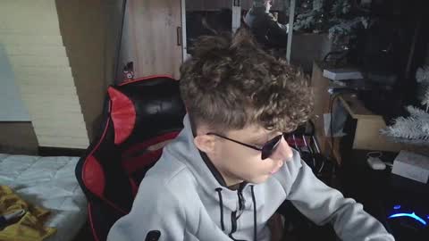 NotSpace   online show from December 16, 2:16 pm