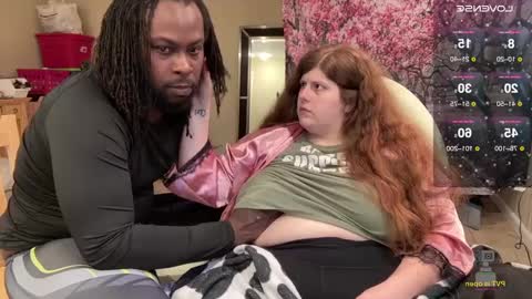 NotUrBabyMoms online show from February 7, 5:07 pm